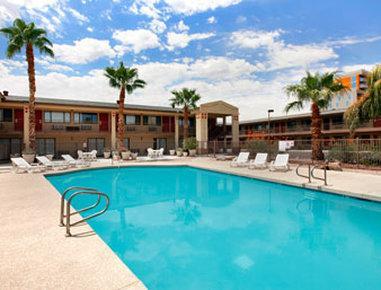 Hotel Super 8 By Wyndham Tempe/Asu/Airport Extérieur photo