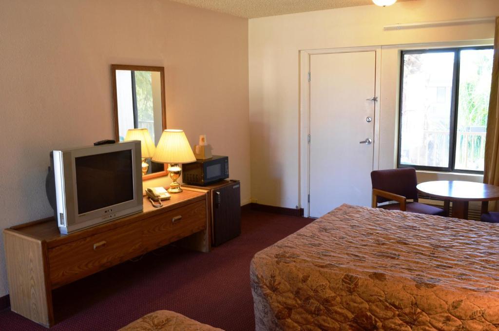 Hotel Super 8 By Wyndham Tempe/Asu/Airport Chambre photo